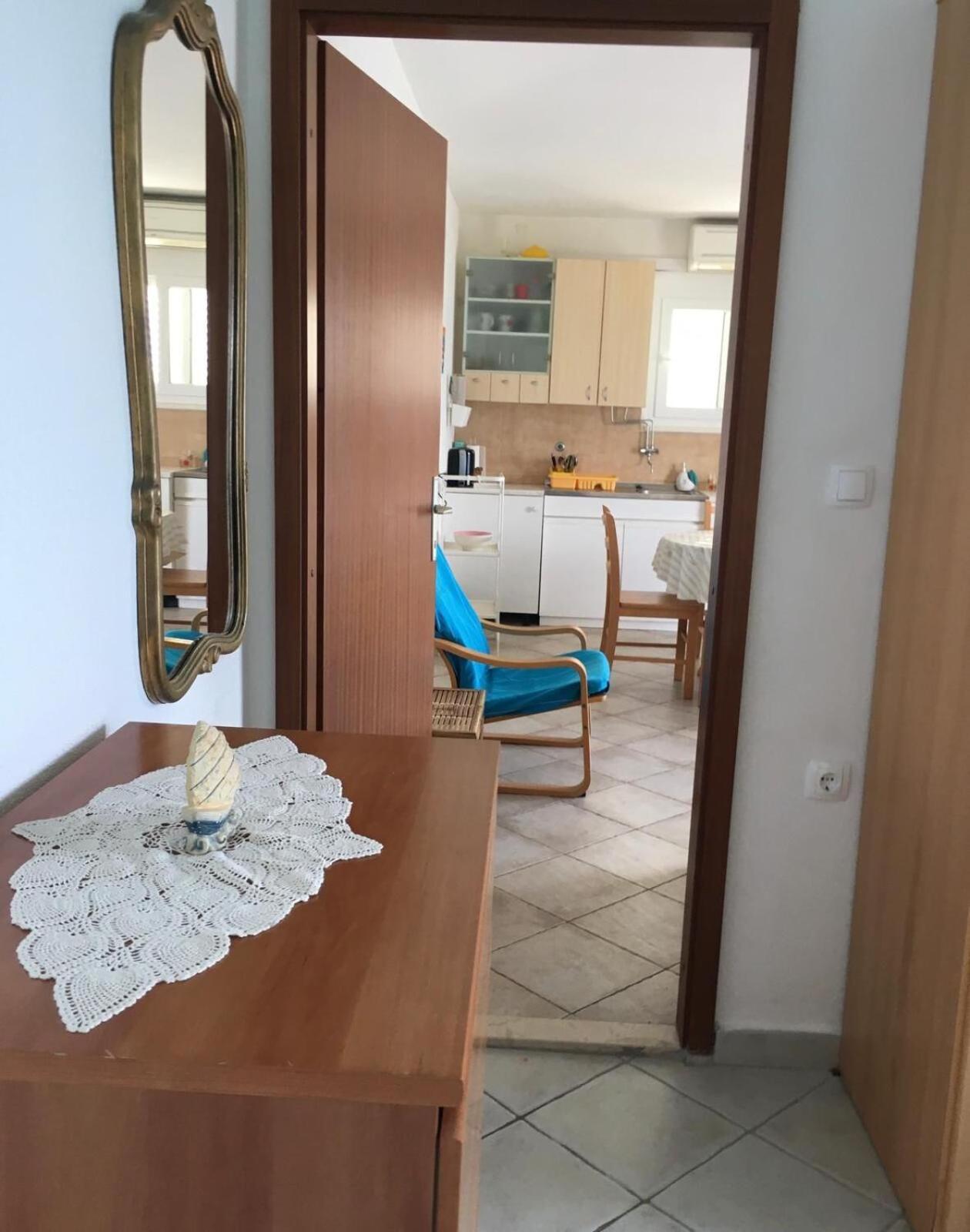Apartments Ivan Слатине Экстерьер фото